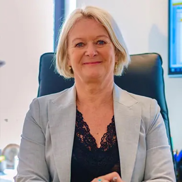 Portrait de Maître Bernadette Roumieu
